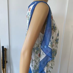 Women’s Max Studio handkerchief blouse. Sz L. Multi-colored - gathered at waist